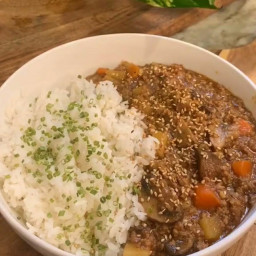 Japanese Curry with Ground Beef