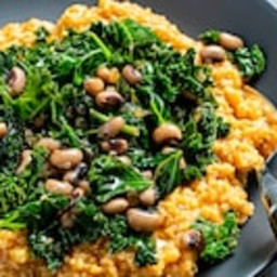 Kale and Black-Eyed Peas With Smoky Grits