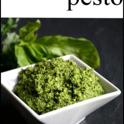 Kale Pesto (raw, vegan, paleo)
