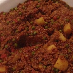 Keema Aloo (Ground Beef and Potatoes)