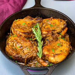 Keto Low-Carb Smothered Pork Chops + {VIDEO}