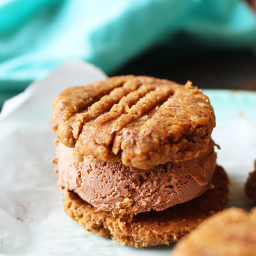 Keto Peanut Butter Cookies, Cookie Dough & Ice Cream Sandwiches! &ndash