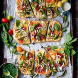 Kick Off National Vegetarian Week With This Vegetarian Summer Tomato Pizza 