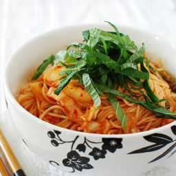 Kimchi Bibm Guksu (Spicy Cold Noodles with Kimchi)
