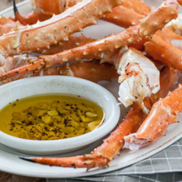 King Crab Legs with Spicy Garlic Oil
