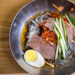 Korean Cold Noodle Soup (Mul Naengmyun)