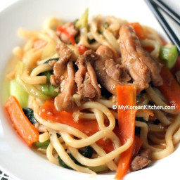 Korean Style Stir fried Udon Noodles with Chicken and Veggies
