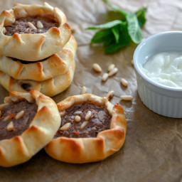 Lahm bi Ajeen (Meat Pies)