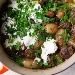 Lamb meatballs with barberries, yoghurt and herbs