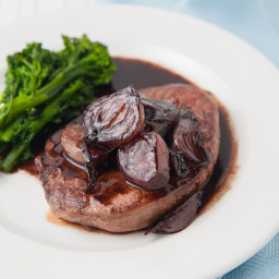 Lamb Steaks with Shallots and Red Wine Sauce