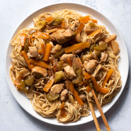 Learn How to Make Chicken Chow Mein in the Crockpot