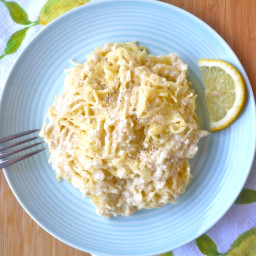 Lemon Alfredo Spaghetti Squash