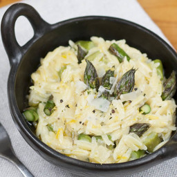 Lemon and asparagus orzo risotto