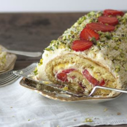 Lemon and strawberry roulade