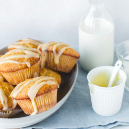 lemon-and-white-chocolate-muffins-2219231.jpg