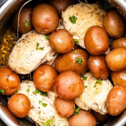Lemon Garlic Instant Pot Chicken & Potatoes