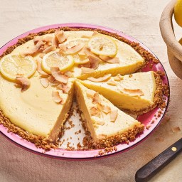 lemon-icebox-pie-with-coconut-graham-cracker-crust-2383428.jpg