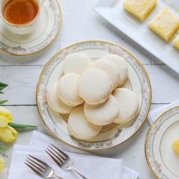Lemon Macarons with Limoncello Buttercream