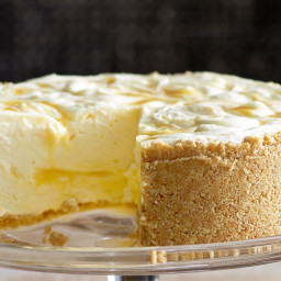Lemon ripple cheesecake