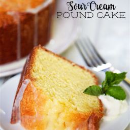 Lemon Sour Cream Pound Cake