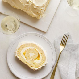 Lemon-Vanilla Cake Roll