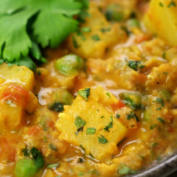 Lentil, pea and potato curry