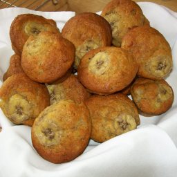 Lesa's Banana Muffins