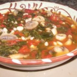 light-and-easy-minestrone-soup-2.jpg