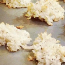 Light and Fluffy Coconut Macaroons