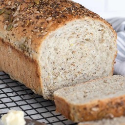 Light and Fluffy Multigrain Bread