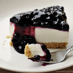 light-and-super-creamy-no-bake-cheesecake-1350454.jpg