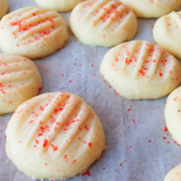 Light-As-Air Whipped Shortbread Cookies