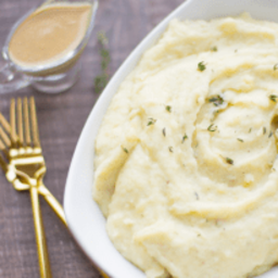 lightened-up-mashed-potatoes-with-cashew-gravy-2160676.png