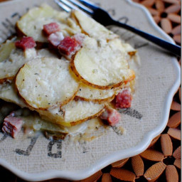 Lighter Scalloped Potatoes with Ham
