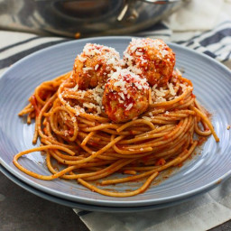 lighter-spaghetti-and-chicken-meatballs-2117604.jpg