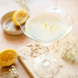 Limoncello Martini (Lemon Drop Martini)