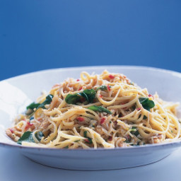 Linguine With Chilli, Crab and Watercress