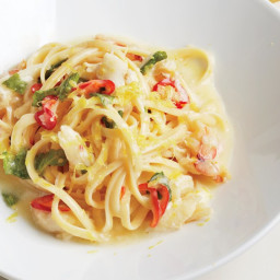 Linguine with Crab, Lemon, Chile, and Mint