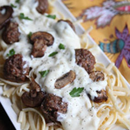 Linguine With Meatballs, Mushrooms and Creamy Onion Sauce