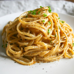 Linguine with Two-Cheese Sauce