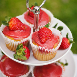 Lizzie's Strawberry Cupcakes