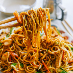 Lo Mein: How to Cook It The Right Way