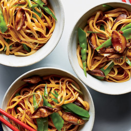 Lo Mein with Mushrooms and Snow Peas
