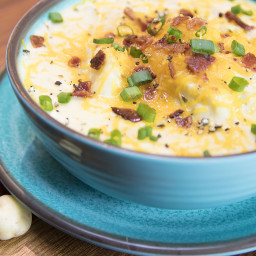loaded-baked-potato-soup-with-garlic-butter-1880842.jpg