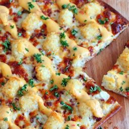 Loaded Tater Tot Pizza
