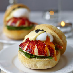 Lobster muffins with poached egg, caviar, spinach and hollandaise