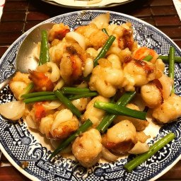 lobster-tail-and-ginger-stir-fry-2363164.jpg