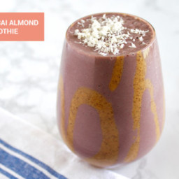Low-carb Acai Almond Butter Smoothie