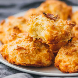 Low Carb Biscuits (Keto) With Almond Flour