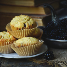 Low-Carb Blackberry-Filled Lemon Almond Flour Muffins
